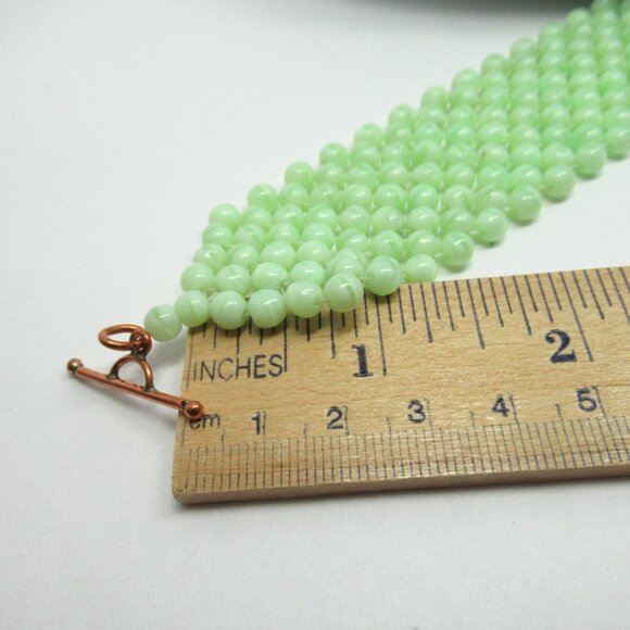 Woven Uranium glass bead bracelet - Picture 5 of 11